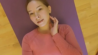 Sexy Yoga Session Leads To Steamy Encounter