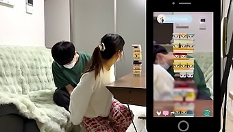 Get Off To The Hot And Sexy Japanese Babe In This Amateur Live Streaming Video