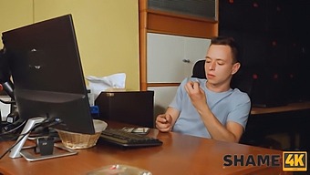 Experience Extreme Vaginal Stretching In Hd With Shame4k
